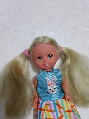 Boneca Chelsea