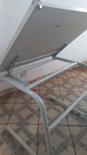 Mesa 80cm X 0,70cm - Base de Metal - Ótimo Estado