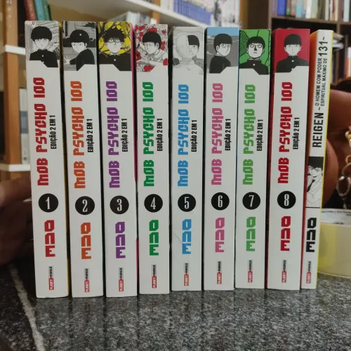 Coleção completa do mangá Mob Psycho 100( volumes de 1 a 8) + Reigen max 131