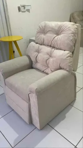 Poltrona reclinável 