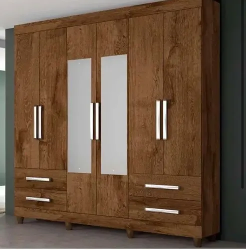 Guarda roupa 6 portas com espelho