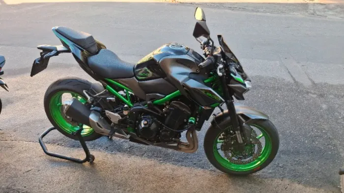 Kawasaki Z900 2023 Verde Impecável - Somente Venda