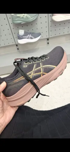 Tênis Asics gel kayano 32 Tam 38 novo