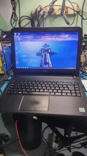 Notebook Dell Inspiron i5 8gb ssd128gb