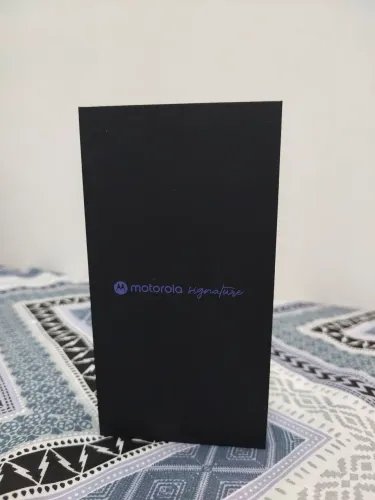 Motorola Signature Preto - 512GB