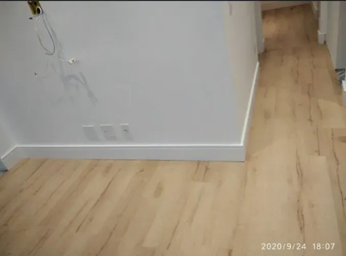 Piso vinilico e laminado