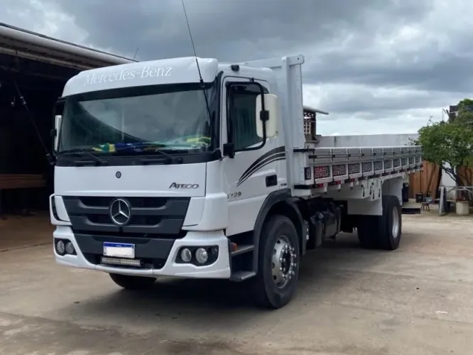 Caminhão 1729 Atego Mercedes Carroceria 2016