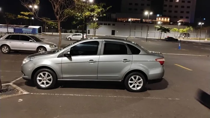 Fiat Grand Siena Attrac. 1.4 EVO F.flex 8V 2014