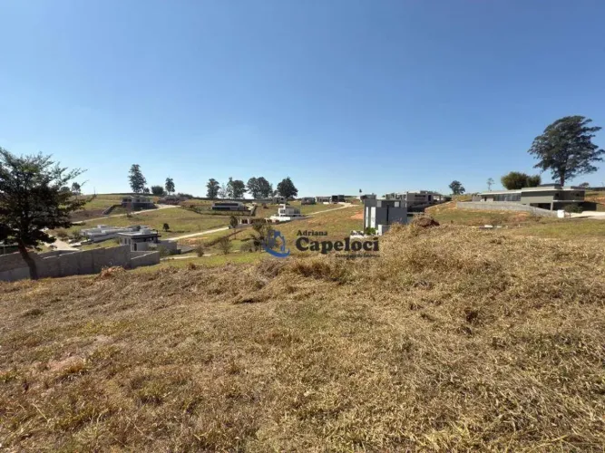 TERRENO COM 640M², EM CONDOMÍNIO FECHADO, EM ITATIBA