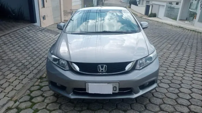 Honda Civic Sedan LXR 2.0 Flexone 16V Aut. 4P 2016