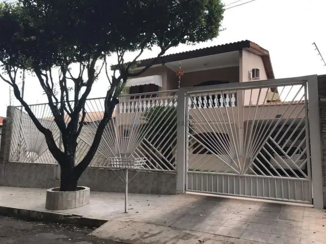 Vendo Lindo Sobrado no Jardim Tropical