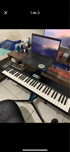 Suporte stay teclado e notebook (troco por instrumento)