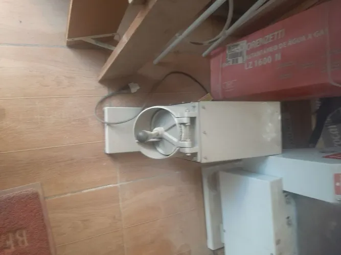 Triturador de queijo para pizzaria e panificação. Semino