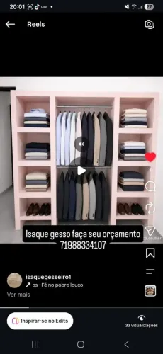Guarda-roupa de gesso
