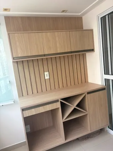 Santa Teresa. Apartamento 2 quartos nascente com armários literalmente em todos os comodos