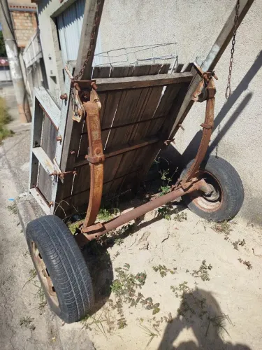 Carroça 550,00