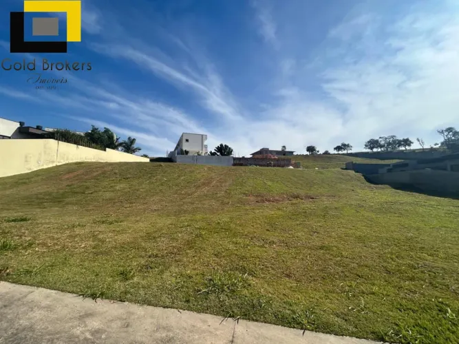 TERRENO COM 700 M² NO CONDOMÍNIO JARDIM ATENAS NA REGIÃO DA MALOTA EM JUNDIAÍ SP