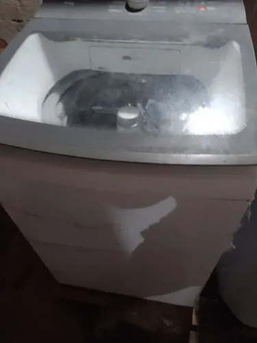 Vêndo máquina de lavar Brastemp 13 kg funcionando bem porém fazendo um barulho ao centrif