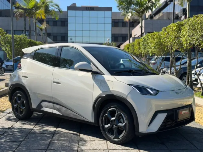BYD Dolphin Mini (Elétrico) 2025