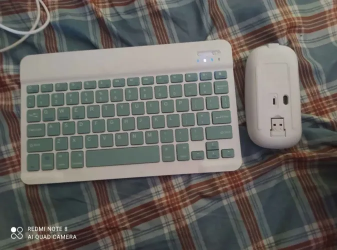 Teclado + mouse bluetooth