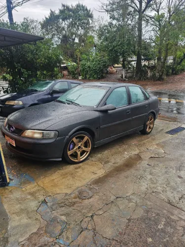 Chevrolet Vectra CD 2.2 16V / 2.0 16V Mec./aut. 1997