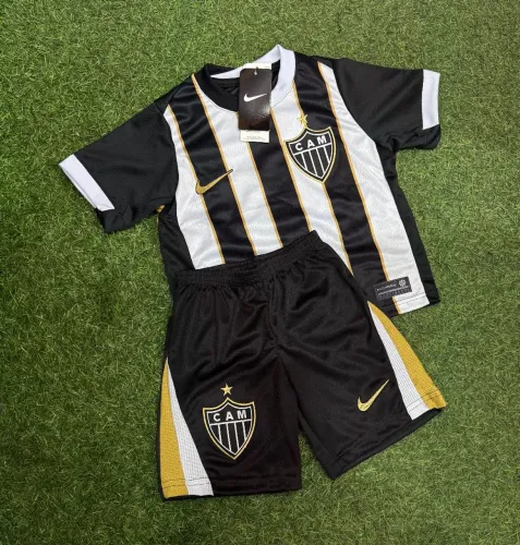 Conjunto infantil do Galo