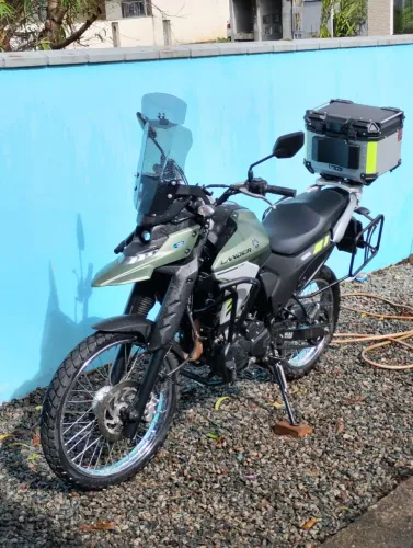Lander 250 2025 pra vender rapido