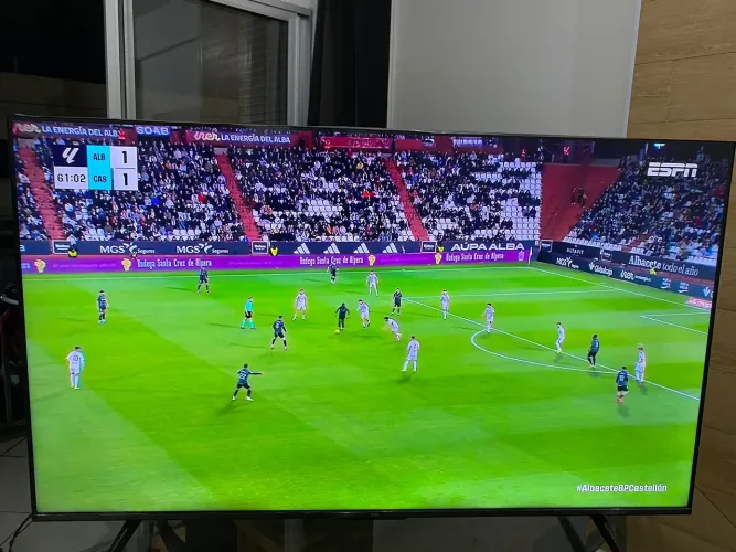 TV TCL 50P