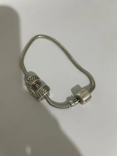 Pulseira Vivara Original Prata 925 com 4 Berloques + Travas