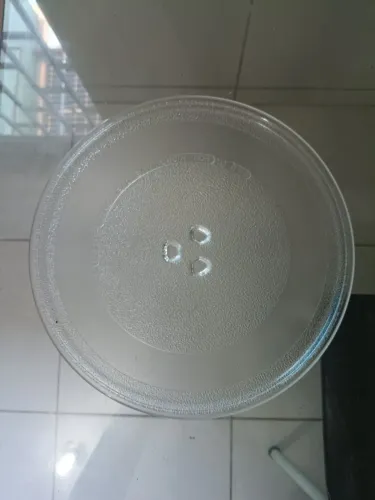 Prato pequeno de microondas