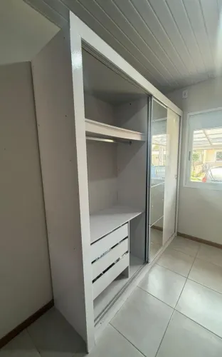 Guarda roupa casal