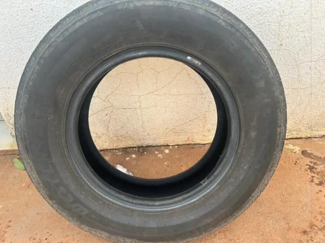 Pneu 175/75-13