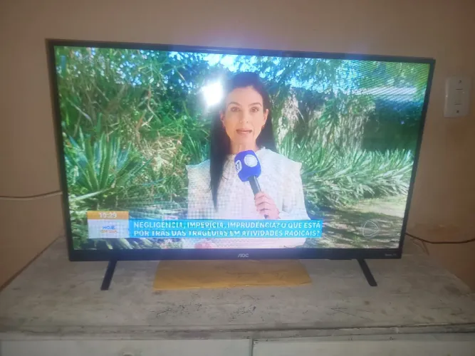 Tv smartv seminova metade do preço 