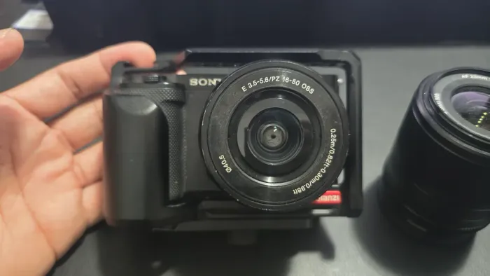 Câmera Sony ZV-E10 4K, 4 LENTES E CASE