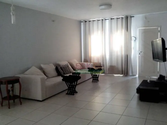 Casa com 2 dormitórios à venda, 140 m² por R$ 532.500,00 - Jardim Independência - Taubaté/