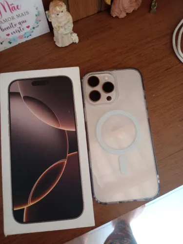 iPhone 16 pro Max 256gb ( pego troca)