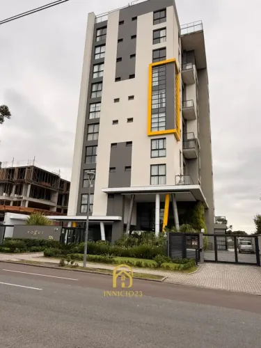 Apartamento 2 Quartos, 1 Suíte, 2 Vagas de Garagem, totalmente mobiliado no Alto da Glória