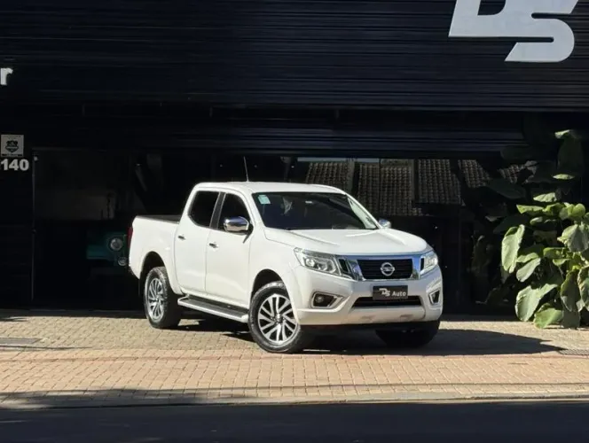 Nissan Frontier XE CD 4X4 2.3 Bi-TB Diesel Aut. 2020