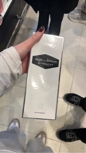 Perfume Ange ou Démon Givenchy Eau de Parfum 100ml Original Lacrado Novo