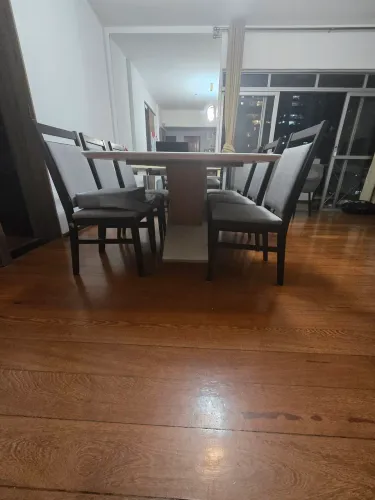 MESA JANTAR 8 LUGARES 2,00X1,00 NOVÍSSIMA C/ 6 CADEIRAS EM BOM ESTADO