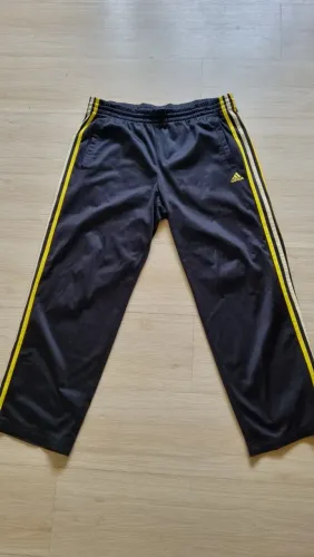 Calça Adidas - SÓ HOJE