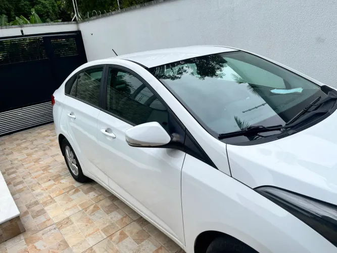 Hyundai HB20S C.plus/c.style1.0 Flex 12V Mec. 4P 2014