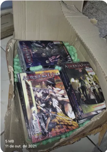PREÇO A NEGOCIAR ! Coleção Mangá Shingeki No Kyojin