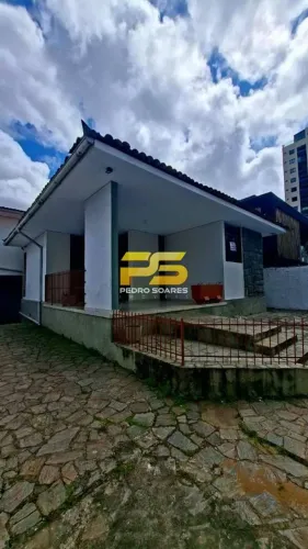 ALUGA-SE EXCELENTE CASA NO JARDIM LUNA