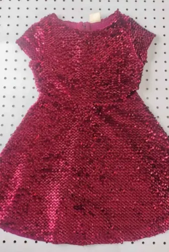Vestido de festa evasê mini paetês vermelho bordô, Zara Girl, manga curta zíper Tam 6 Nata