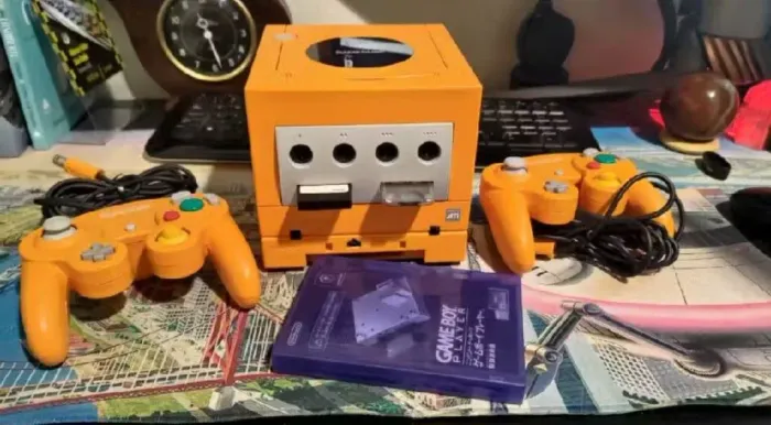 Game cube laranja completo