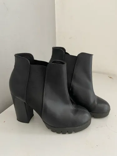 Bota Cano Curto 