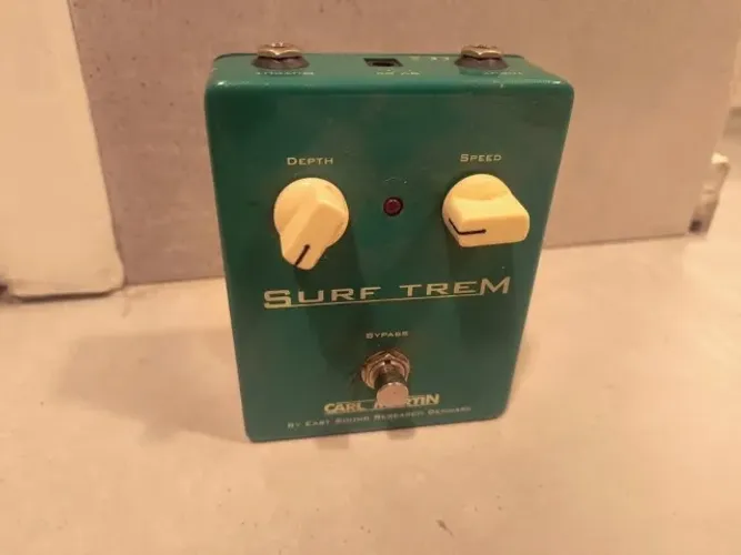 Pedal Carl Martin Surf Trem Tremolo