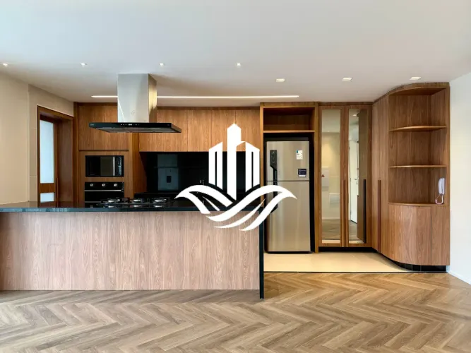 Apartamento de 107 m² com 2 Suítes, Varanda com Churrasqueira e 2 Vagas no Brooklin