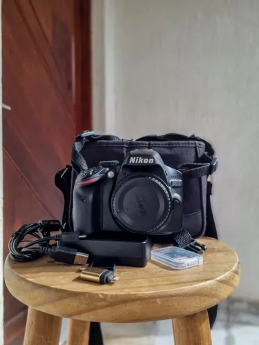Nikom D3200 + Kit completo | Exelente estado | 34.550 Cliques.